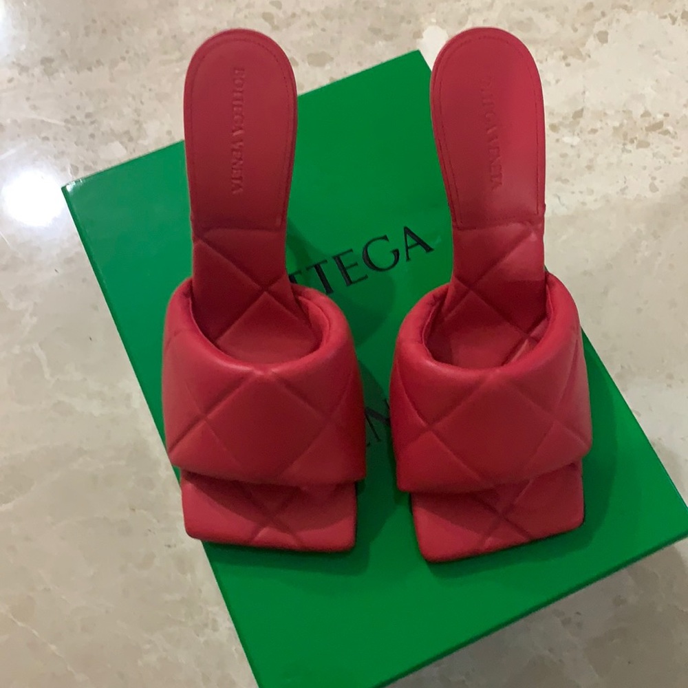 ๐๐SOLD๐๐Bottega BV Lido heels - Picture 1 of 7